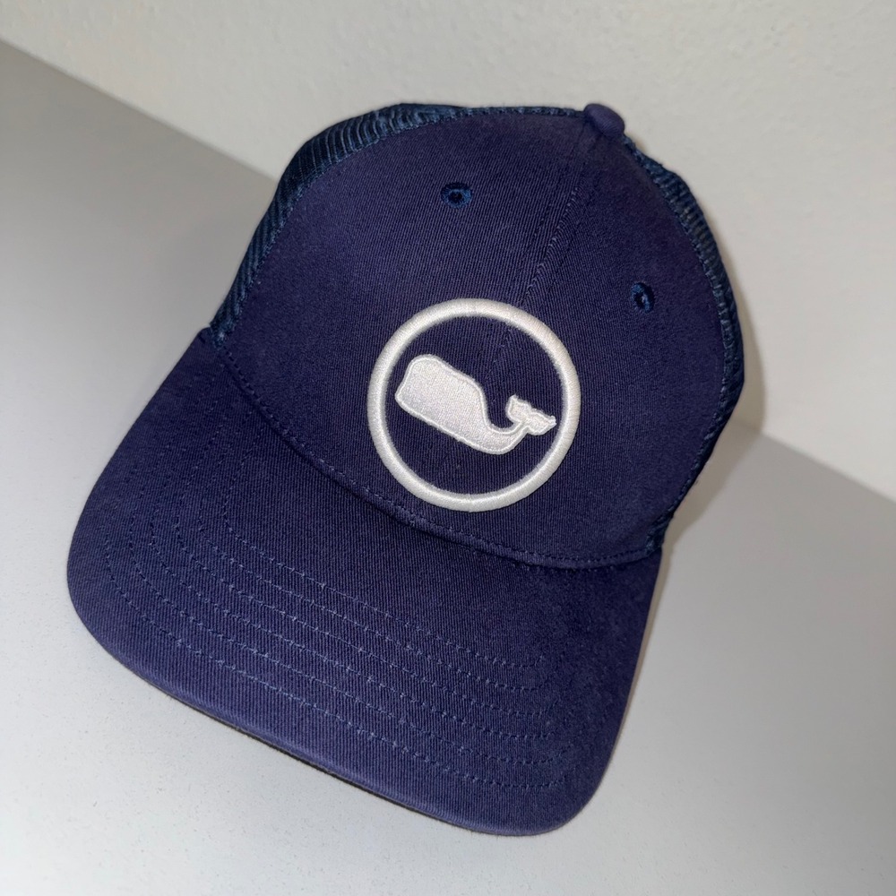 Vineyard Vines Trucker Hat Mens OSFA Navy Blue Excellent Whale Logo USA Flag Cap